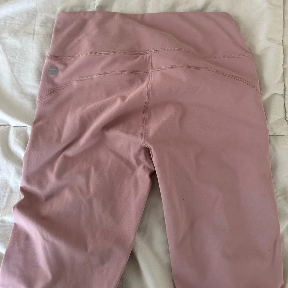 Fabletics - Picture 2 of 3